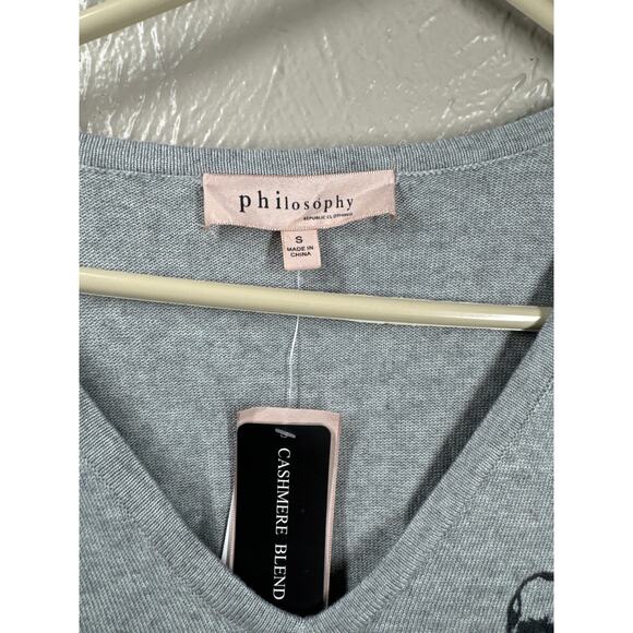 Philosophy Skulls On Cashmere Blend Sweater V Neck Long Sleeve Womens Size Small - Picture 2 of 5